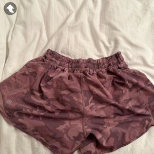 lululemon hotty hot in pink camo